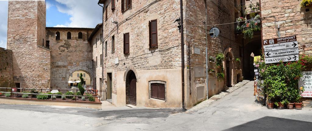 Spello House Patio Apartment Exterior photo