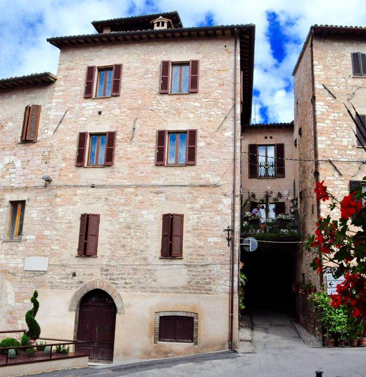 Spello House Patio Apartment Exterior photo